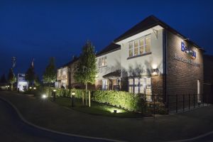 _Bellway Elwick Grove evening external 1.jpg